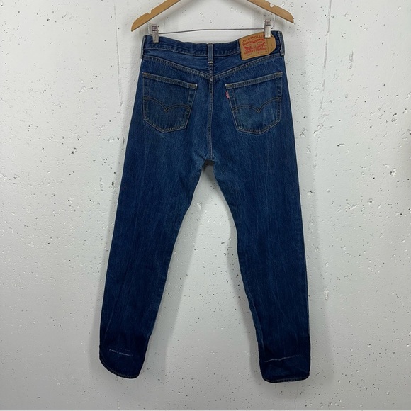 Levi’s Men’s 34 x 35 Button Fly 501 Straight Leg Jeans worked in distressed - Picture 4 of 15